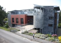 Student Loans Company opens applications for '26/27