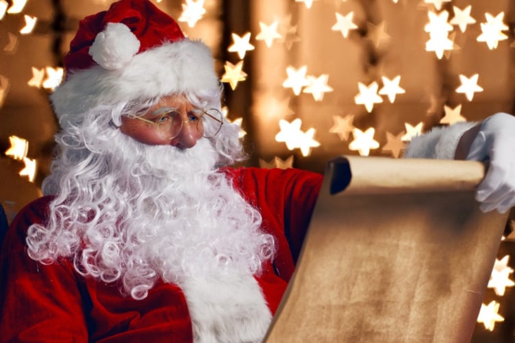 Santa returns to Carew Castle this Christmas