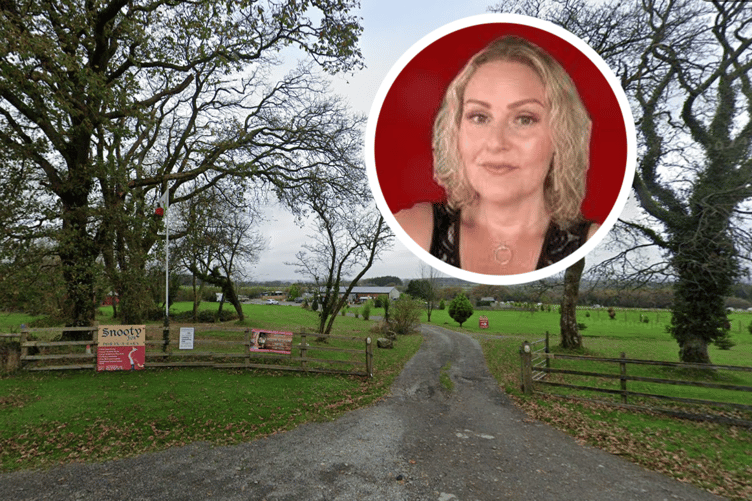 Join Clare for a night of live music at The Snooty Fox, Martletwy