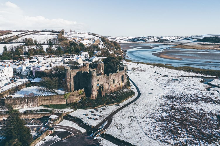 Thursday November 13 2025
General views of Laughrne in the snow