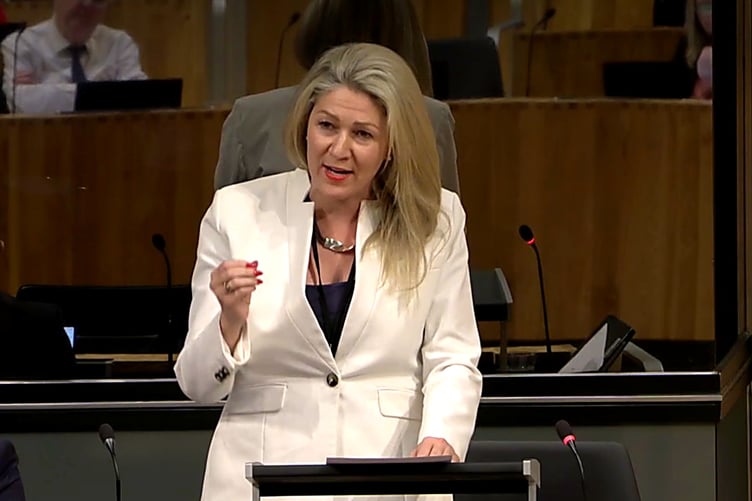 Reform MS Laura Anne Jones