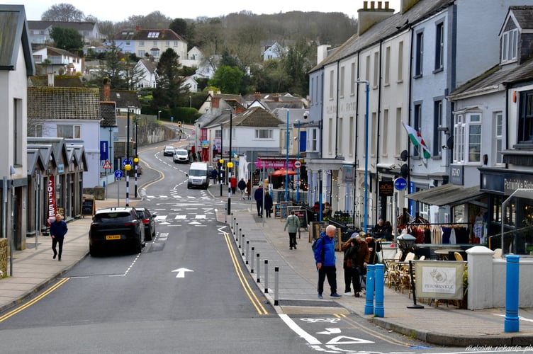 Saundersfoot's 'Active Travel' works wrap up in time for Easter, enhancing safety and accessibility in the village despite criticism over changes to Cambrian Terrace. Councillor emphasises improvements in pedestrian and vehicle movement.