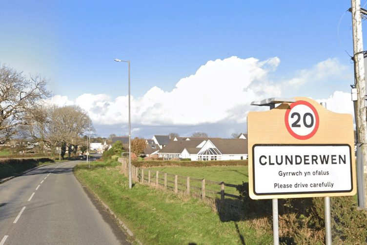 Clunderwen - please drive carefully sign