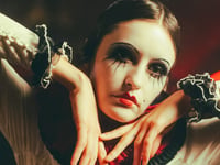 Get 10% off Lost Estate’s immersive cabaret, Chat Noir! in London