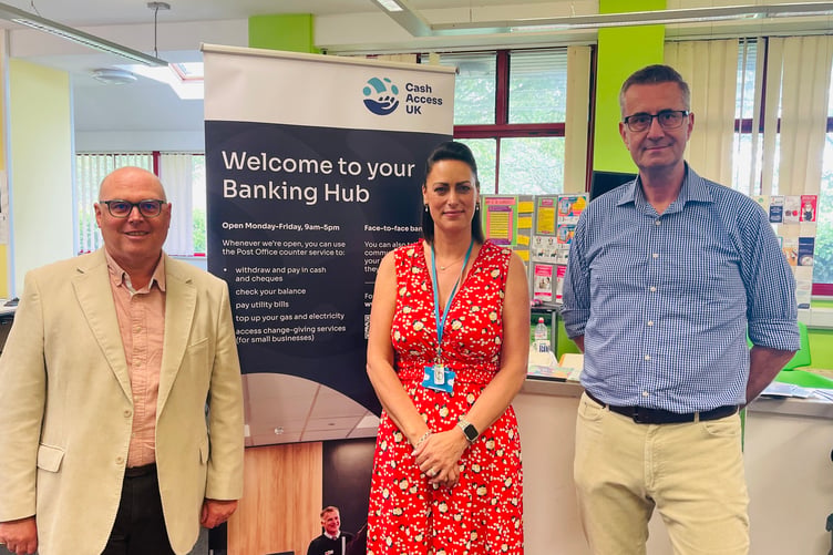 Paul Davies MS, Debbie Crow and Cllr Jonathan Grimes attended the South Pembrokeshire Banking Hub drop-in event at Pembroke Dock library on May 28