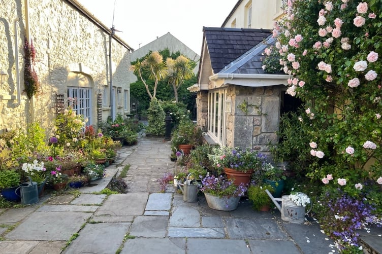 Tenby Coach House