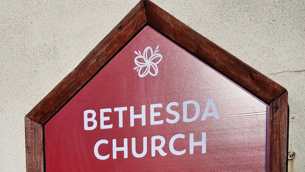 Bethesda Church, Saundersfoot: Service details